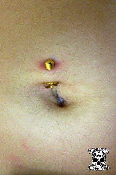 File:Ear Piercing Stud-5.jpg