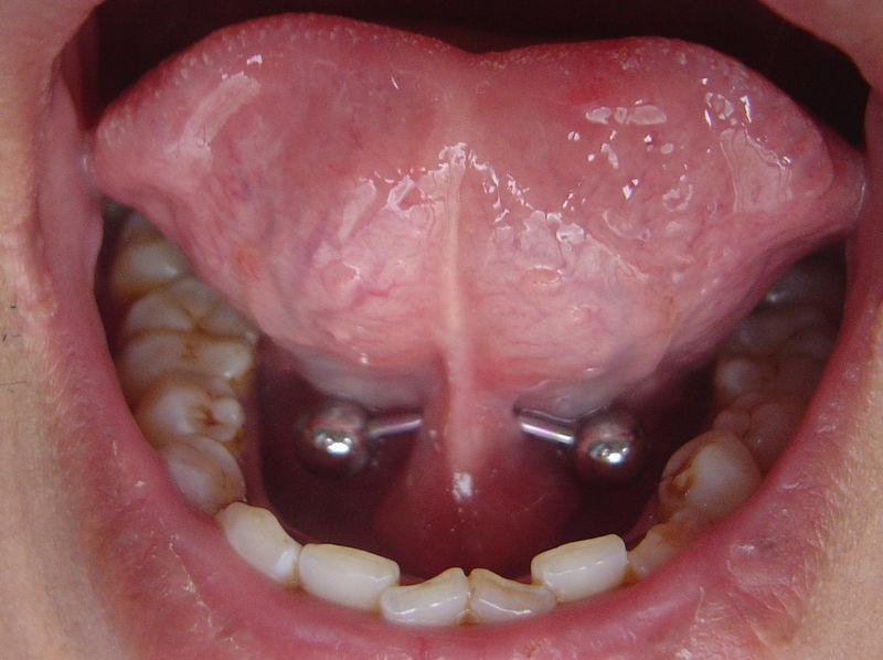 File:Tongue Web Piercing-g.jpg