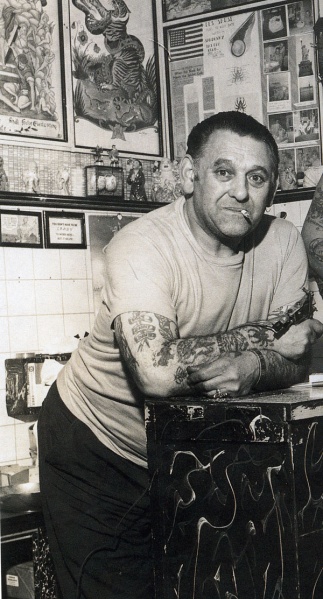 File:Leskusetattooartist.jpg